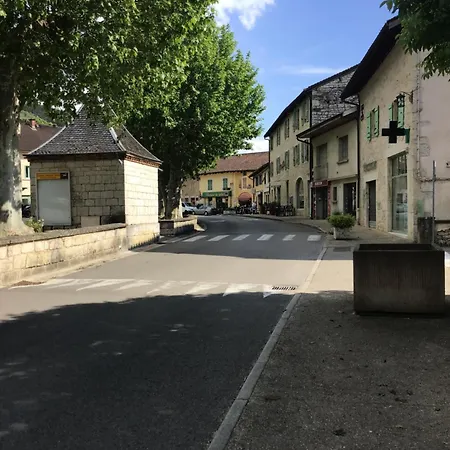A La Ferme Bressane بيت للعطل