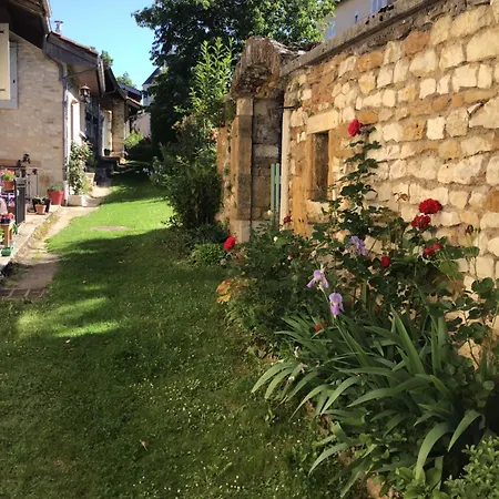 A La Ferme Bressane * تريفور